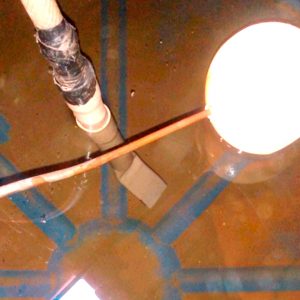 Foto: Limpeza da caixa antes e depois