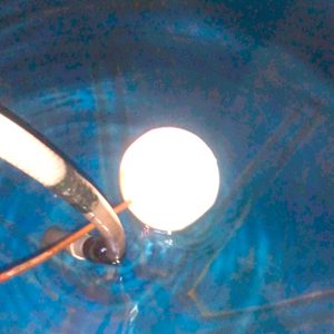 Foto: Limpeza da caixa antes e depois